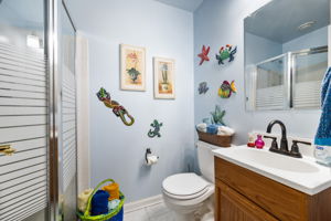  Photo 44