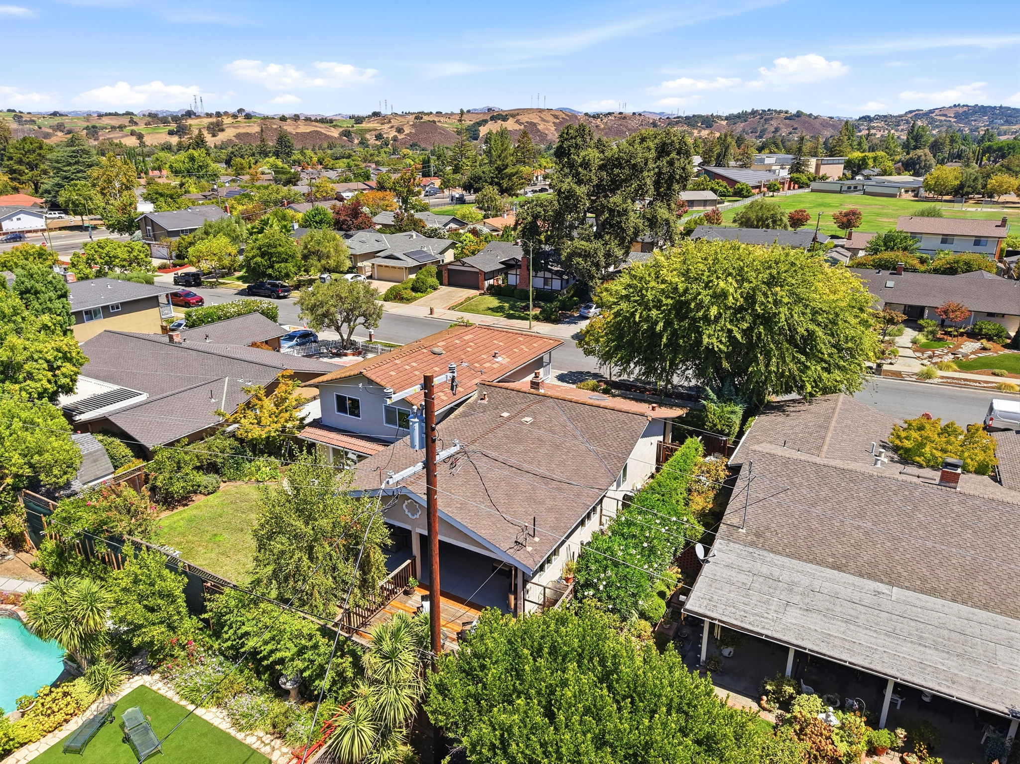 004_F8_AERIAL_6463 Camelia Dr