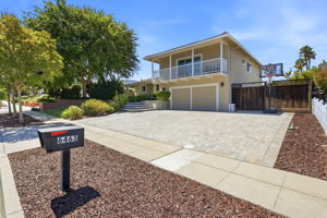 002_F8_6463 Camelia Dr