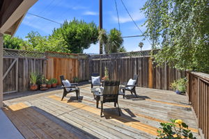 044_F8_6463 Camelia Dr