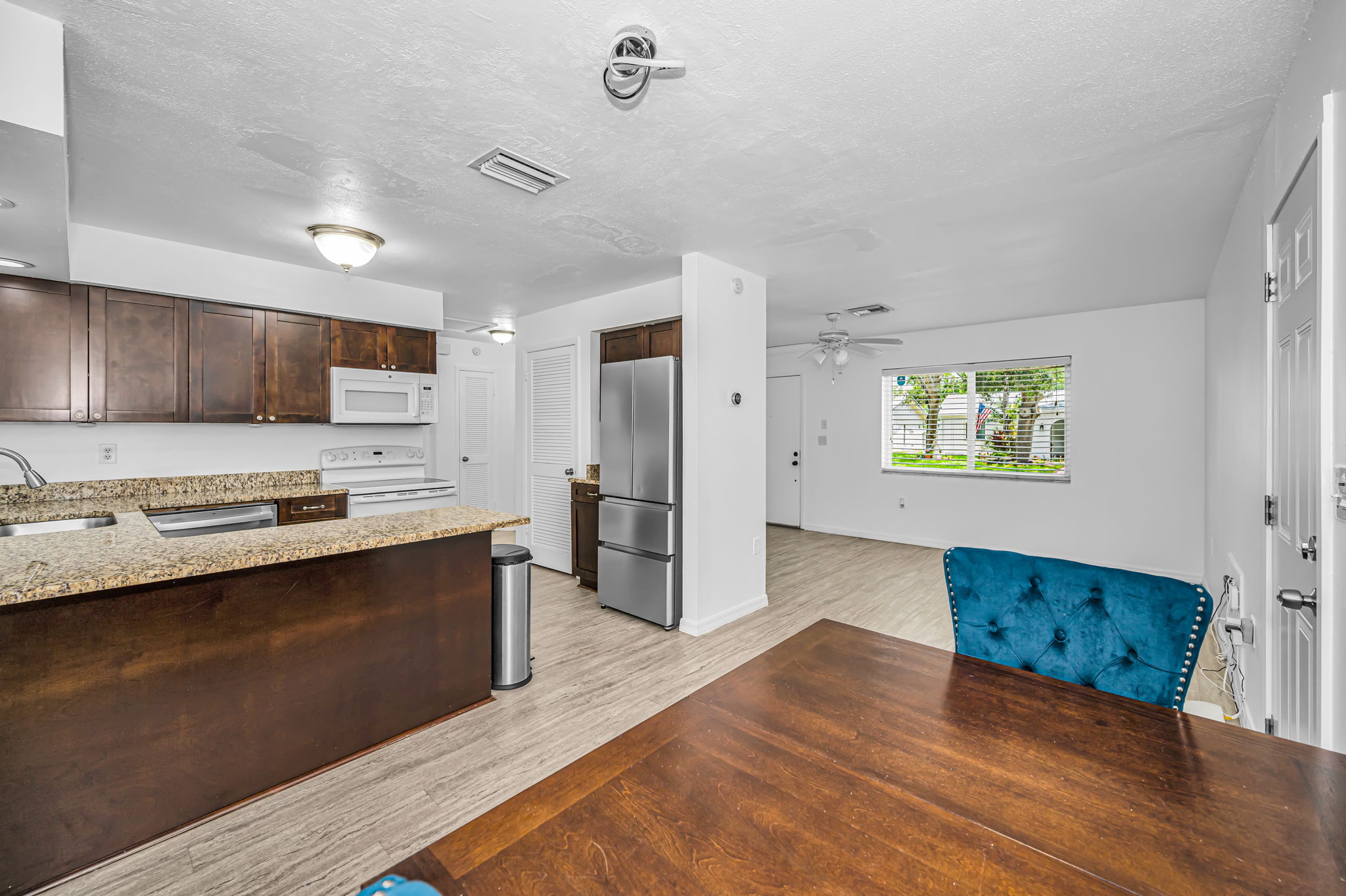Dining Room3