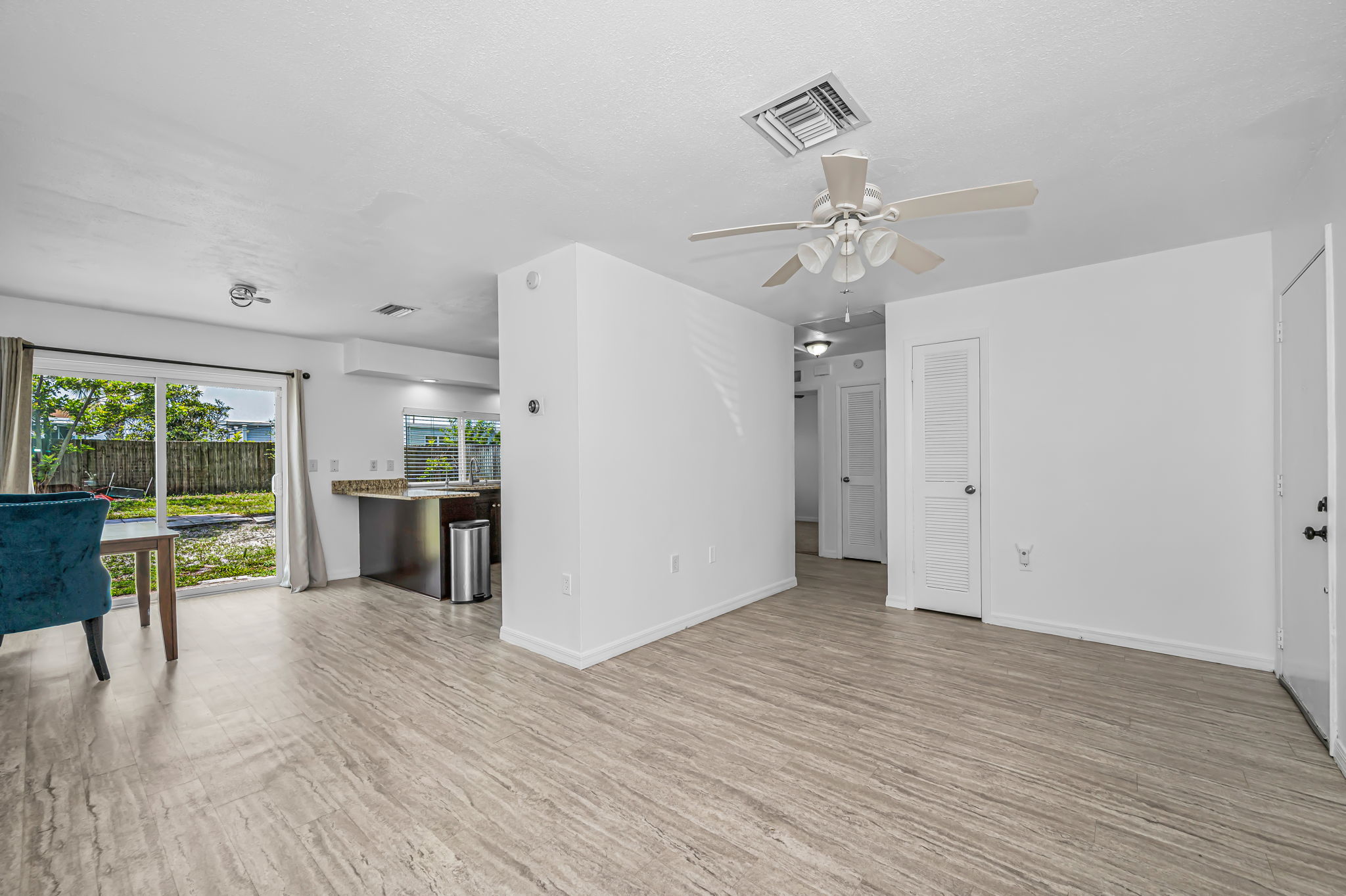 Living Room4