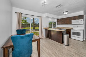 Dining Room4