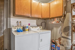 647 Alder Ln, Walnut, CA 91789, USA Photo 14