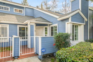 647 Alder Ln, Walnut, CA 91789, USA Photo 2