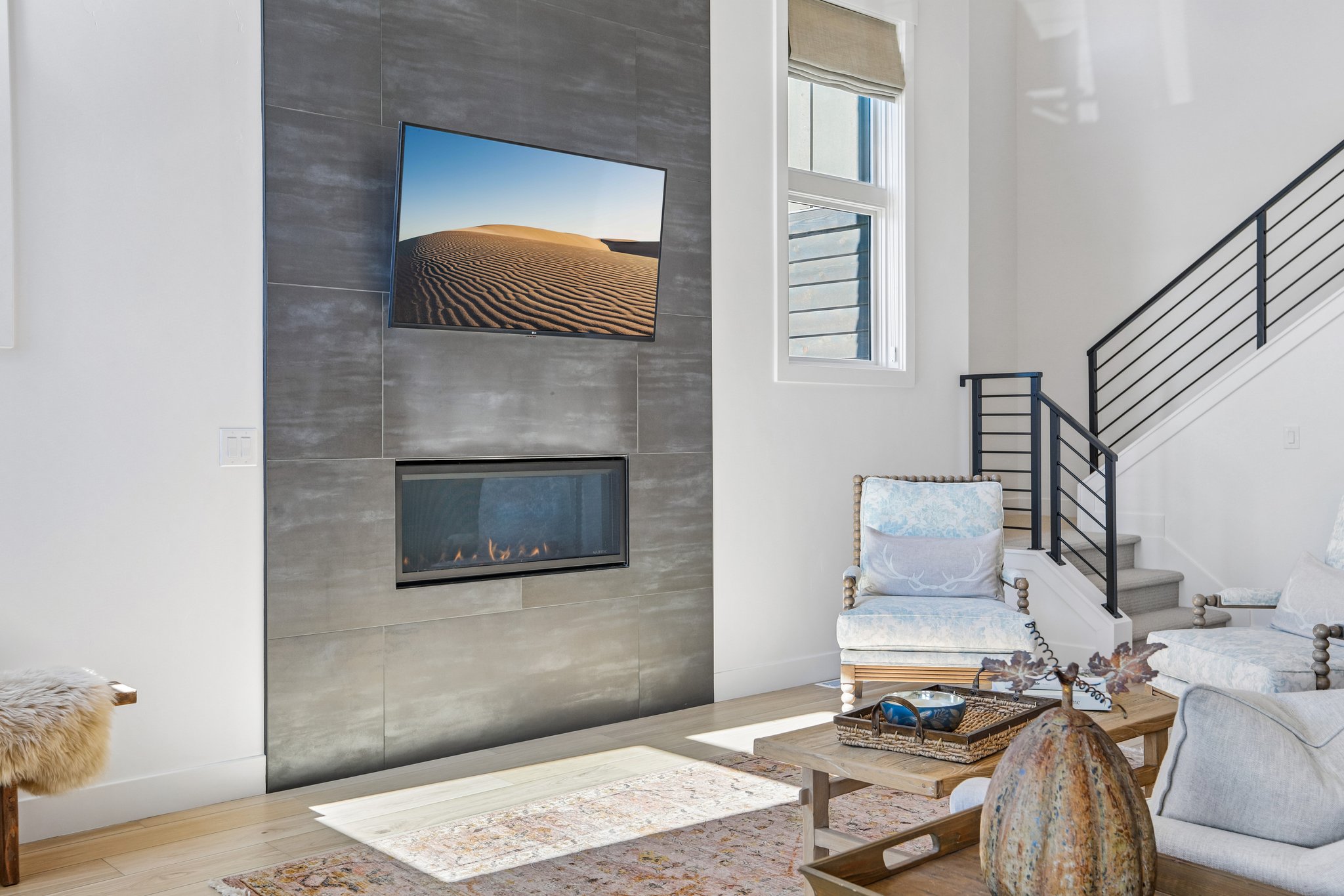 E Silver Hl Lp-S3009-008.jpg