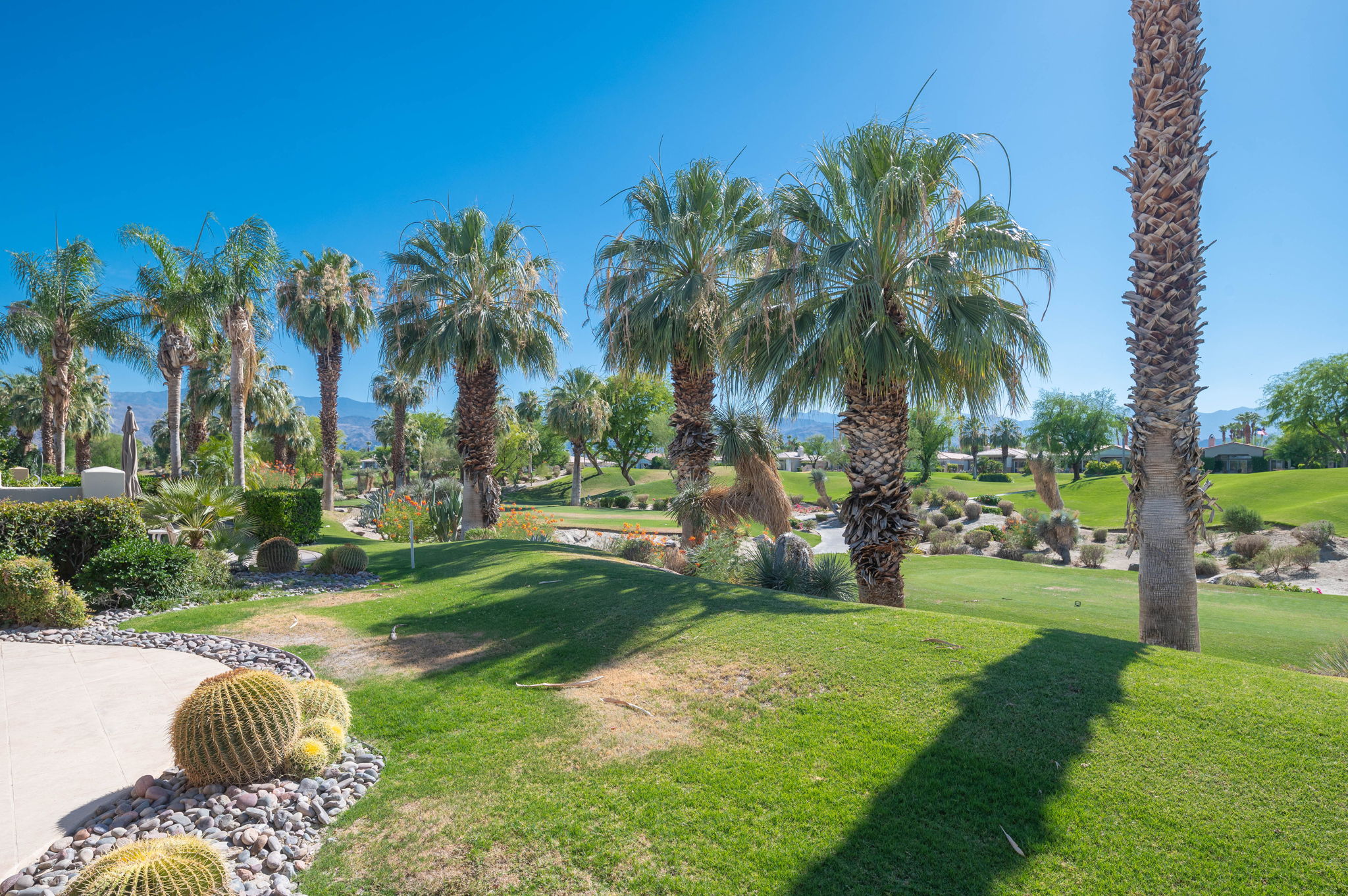  647 Mesa Grande Dr, Palm Desert, CA 92211, US Photo 29