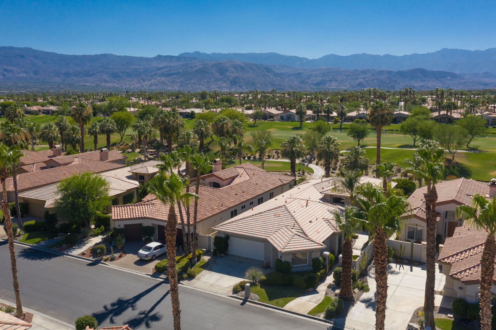  647 Mesa Grande Dr, Palm Desert, CA 92211, US Photo 3