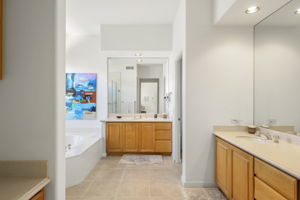  647 Mesa Grande Dr, Palm Desert, CA 92211, US Photo 34