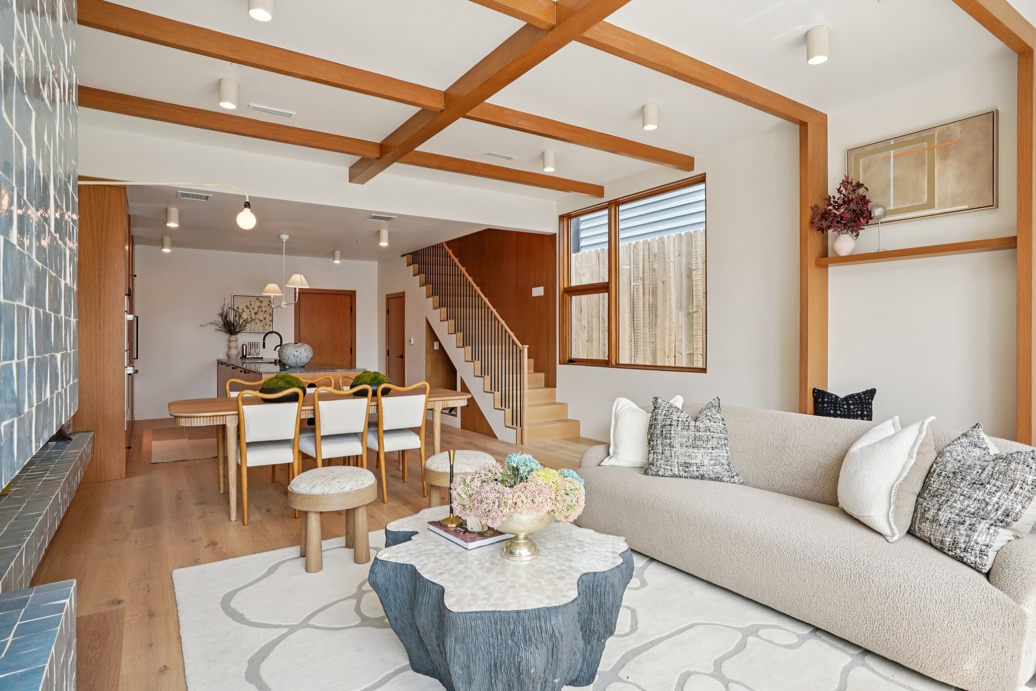 Navy St-S1004-025.jpg