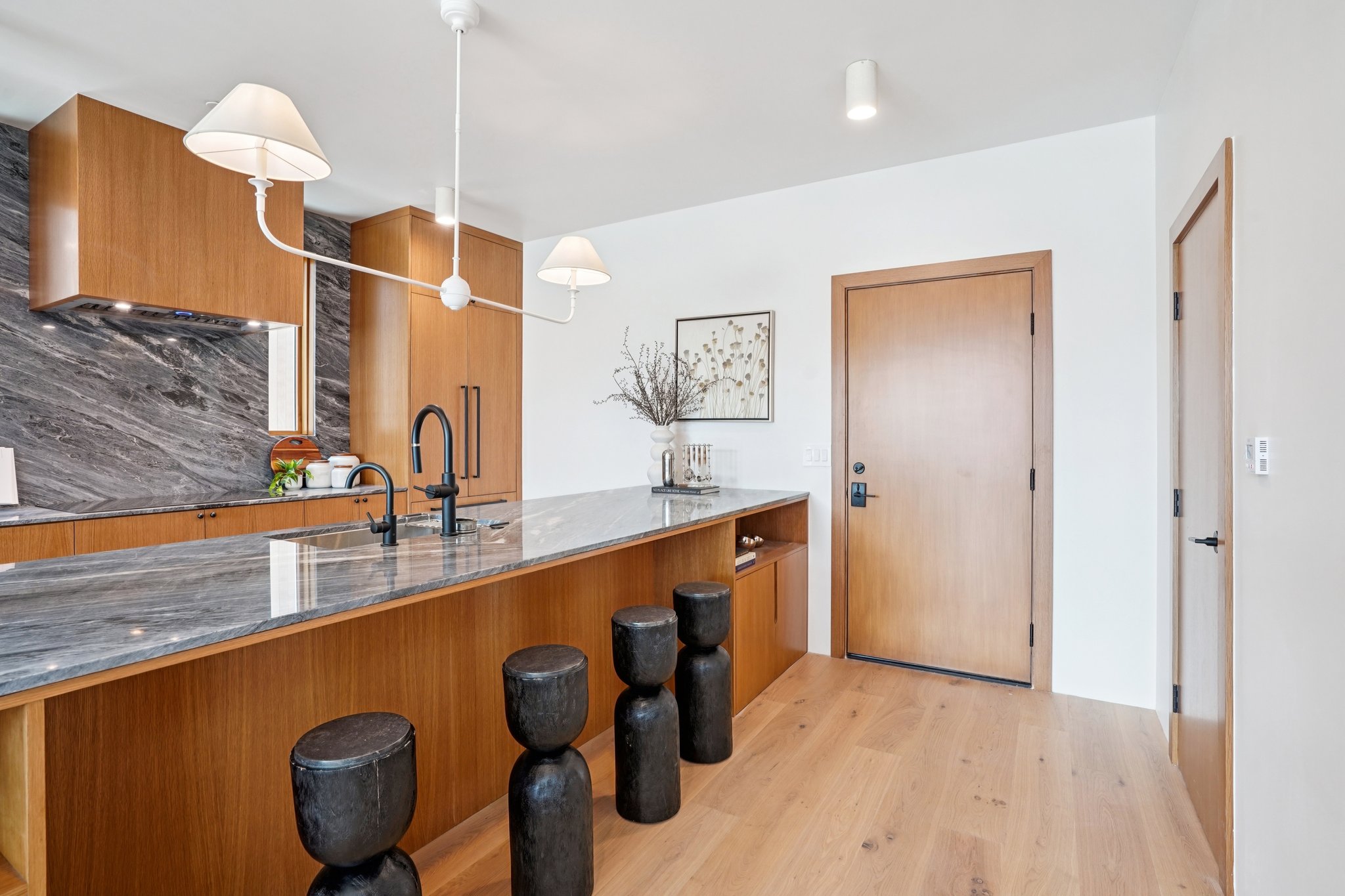 Navy St-S1004-038.jpg