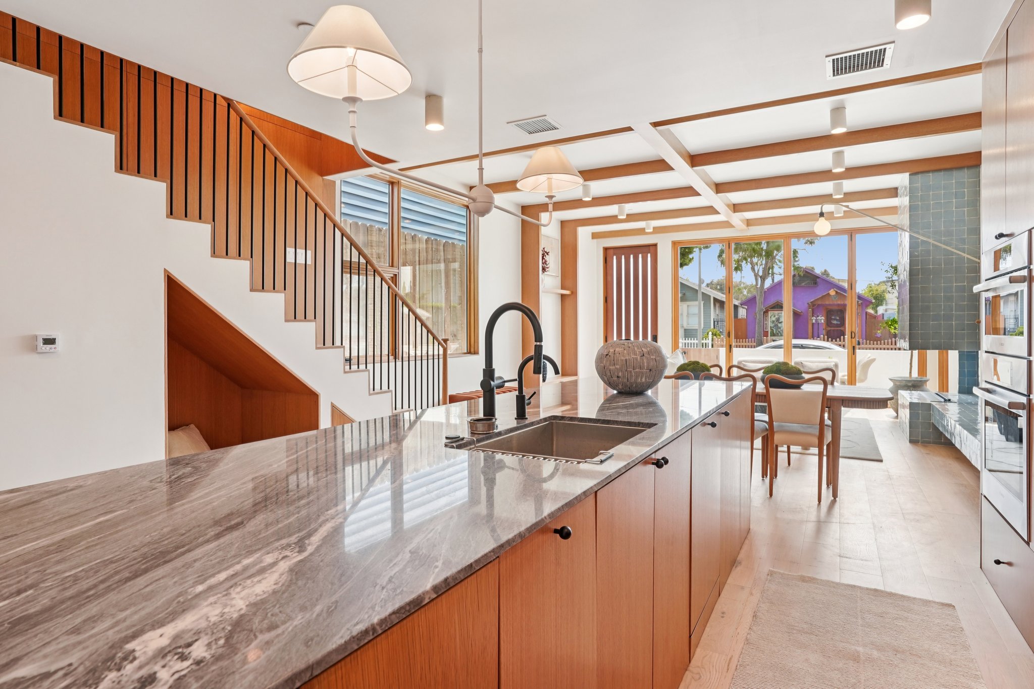 Navy St-S1004-048.jpg