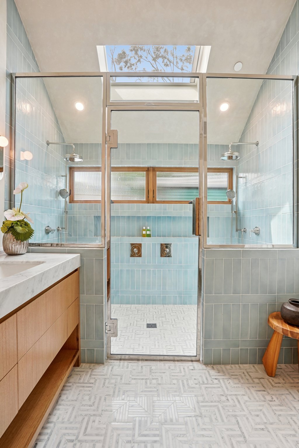 Navy St-S1004-079.jpg