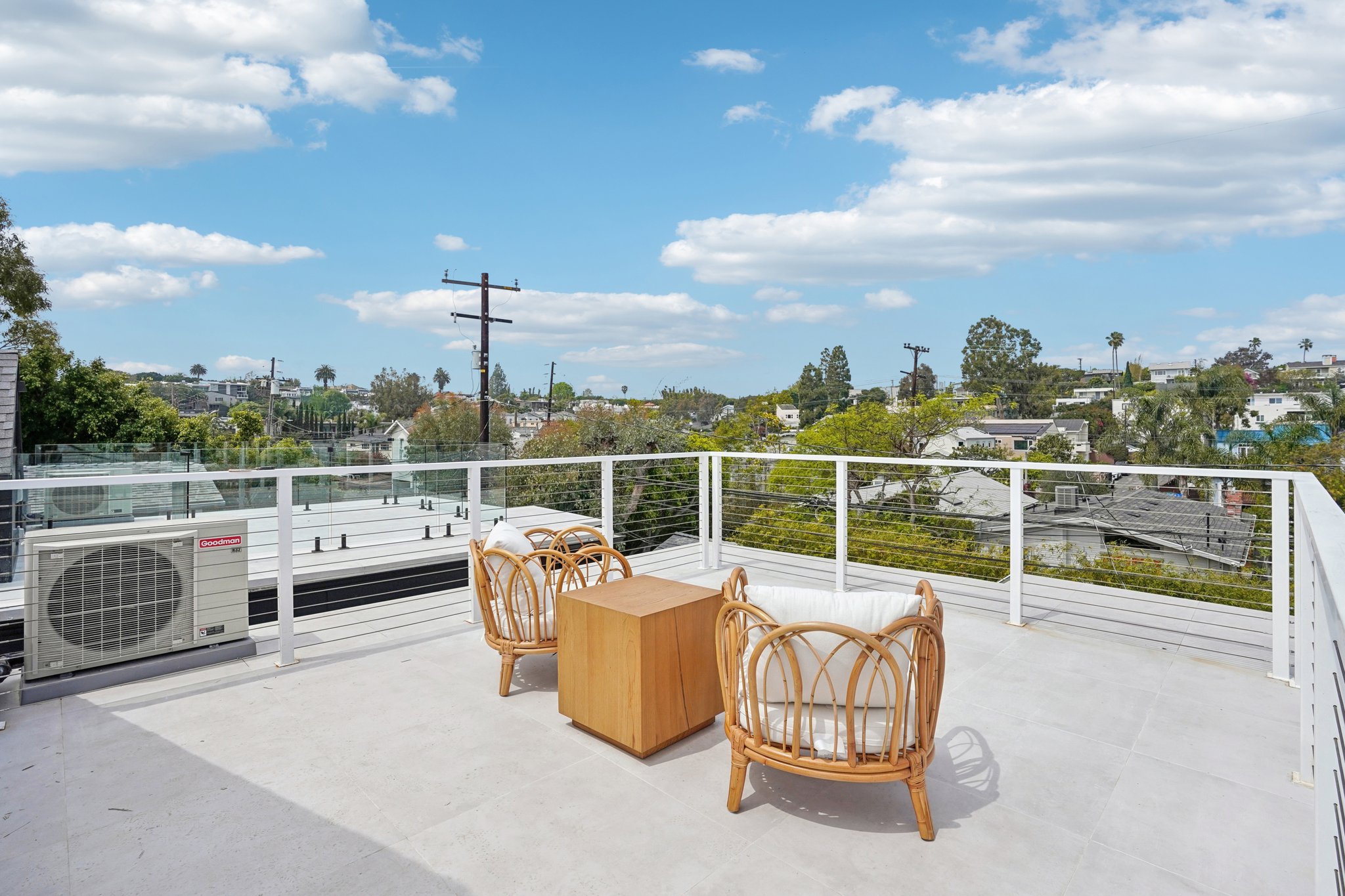 Navy St-S1004-082.jpg