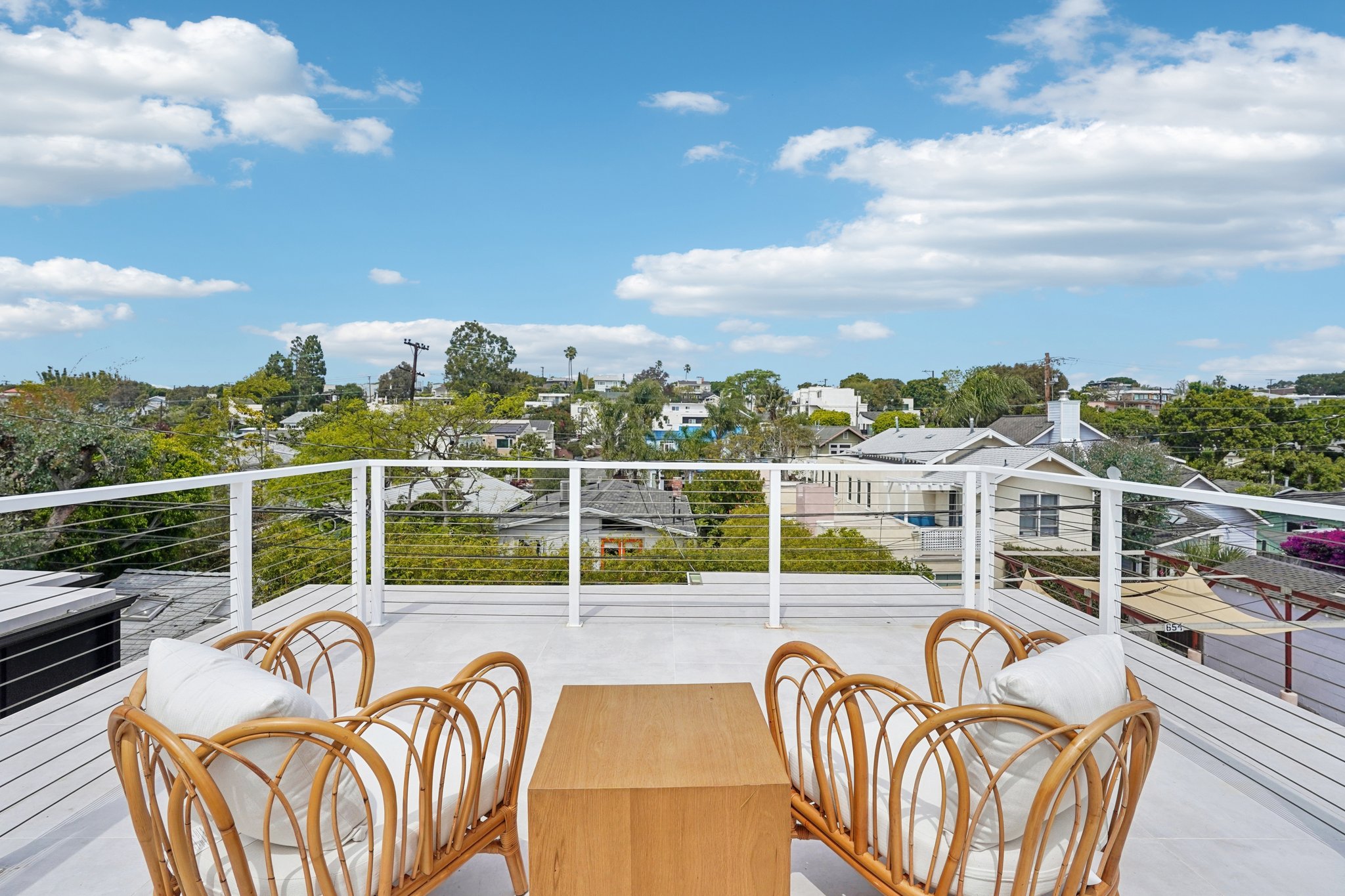 Navy St-S1004-084.jpg