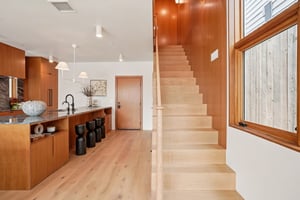 Navy St-S1004-032.jpg