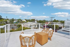 Navy St-S1004-083.jpg