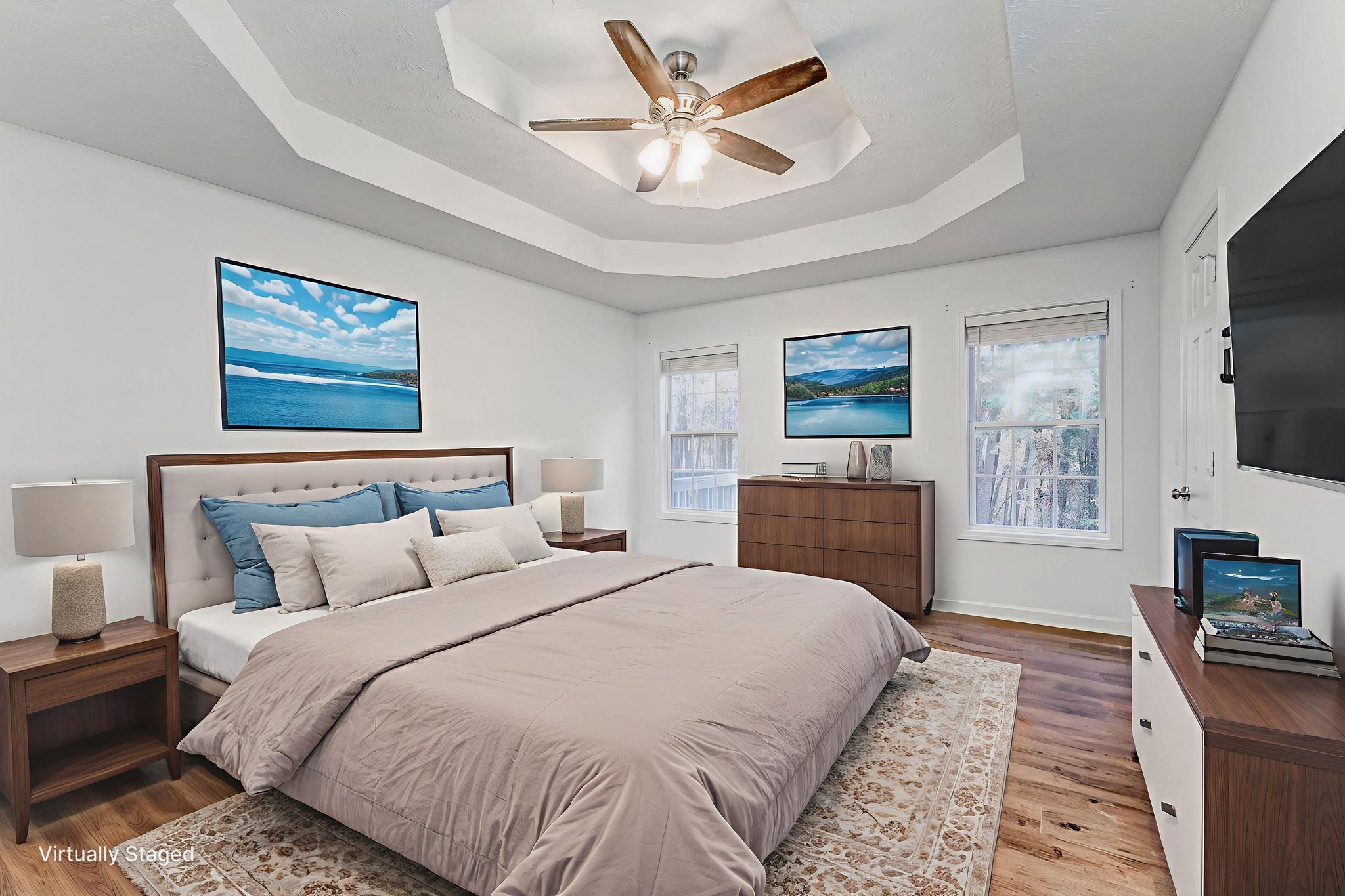 DSC09450_1_2 virtually staged.jpeg