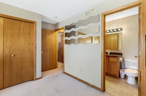 647 Roundhouse St, Shakopee, MN 55379, US Photo 23