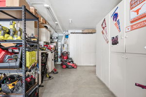  Photo 36