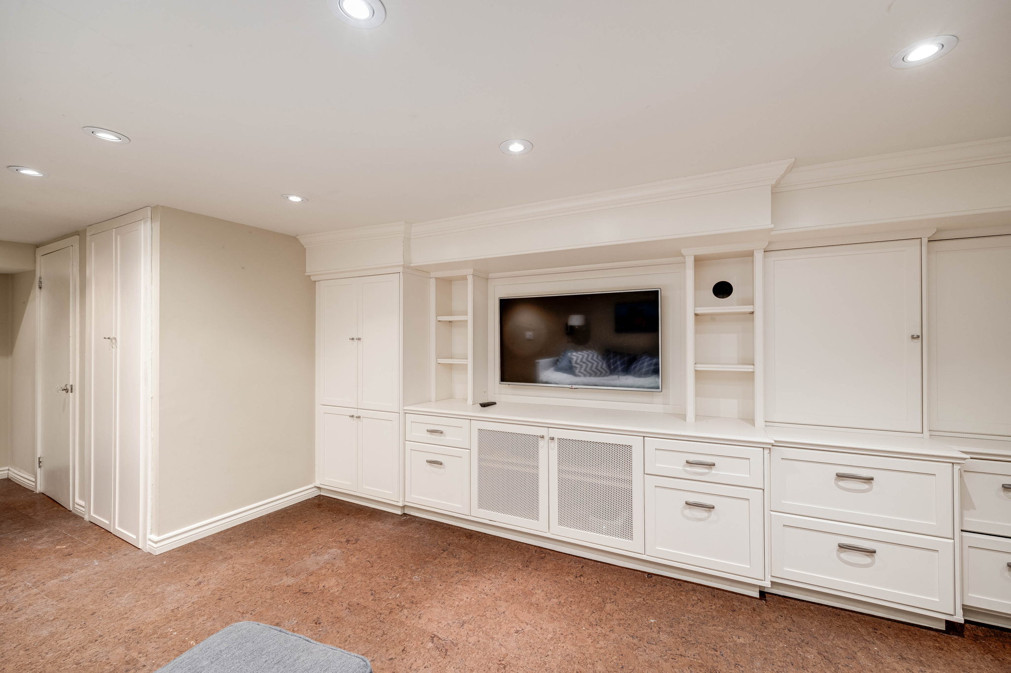 Toronto property showcase — delivered property photograph 30