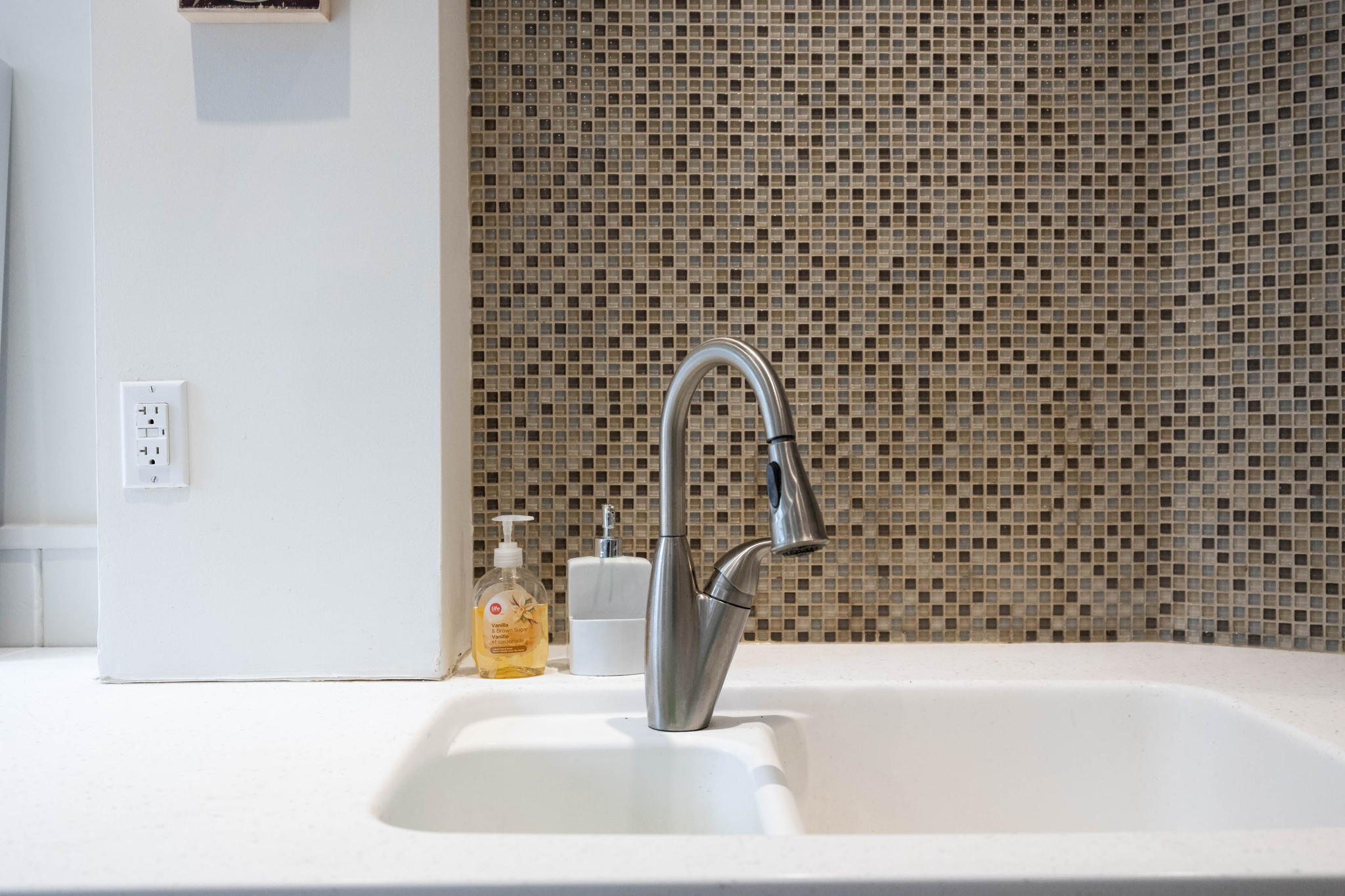 Toronto property showcase — delivered property photograph 42