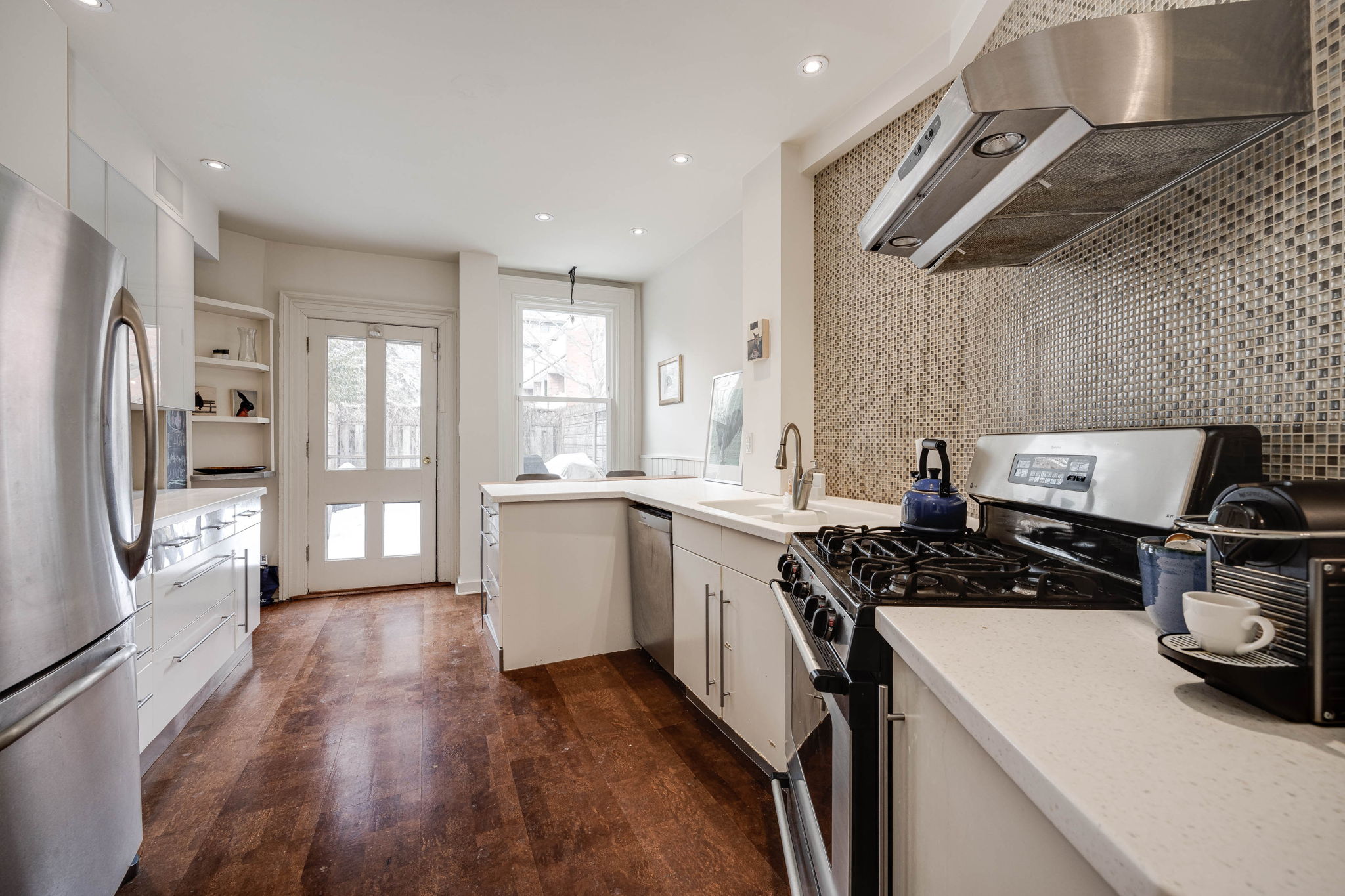 Toronto property showcase — delivered property photograph 6