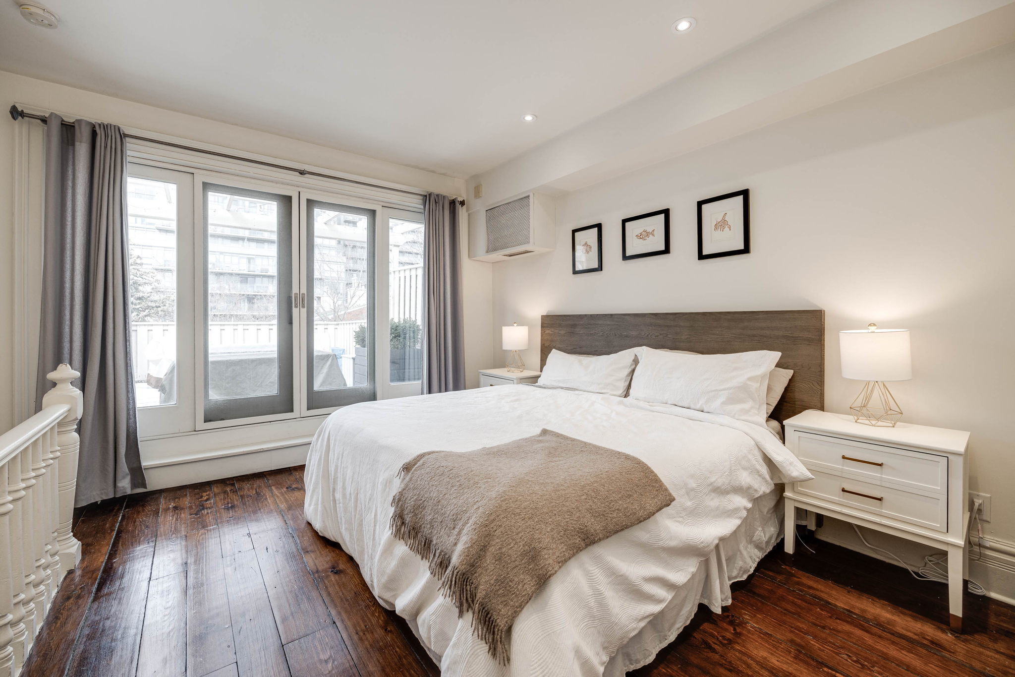 Toronto property showcase — delivered property photograph 22