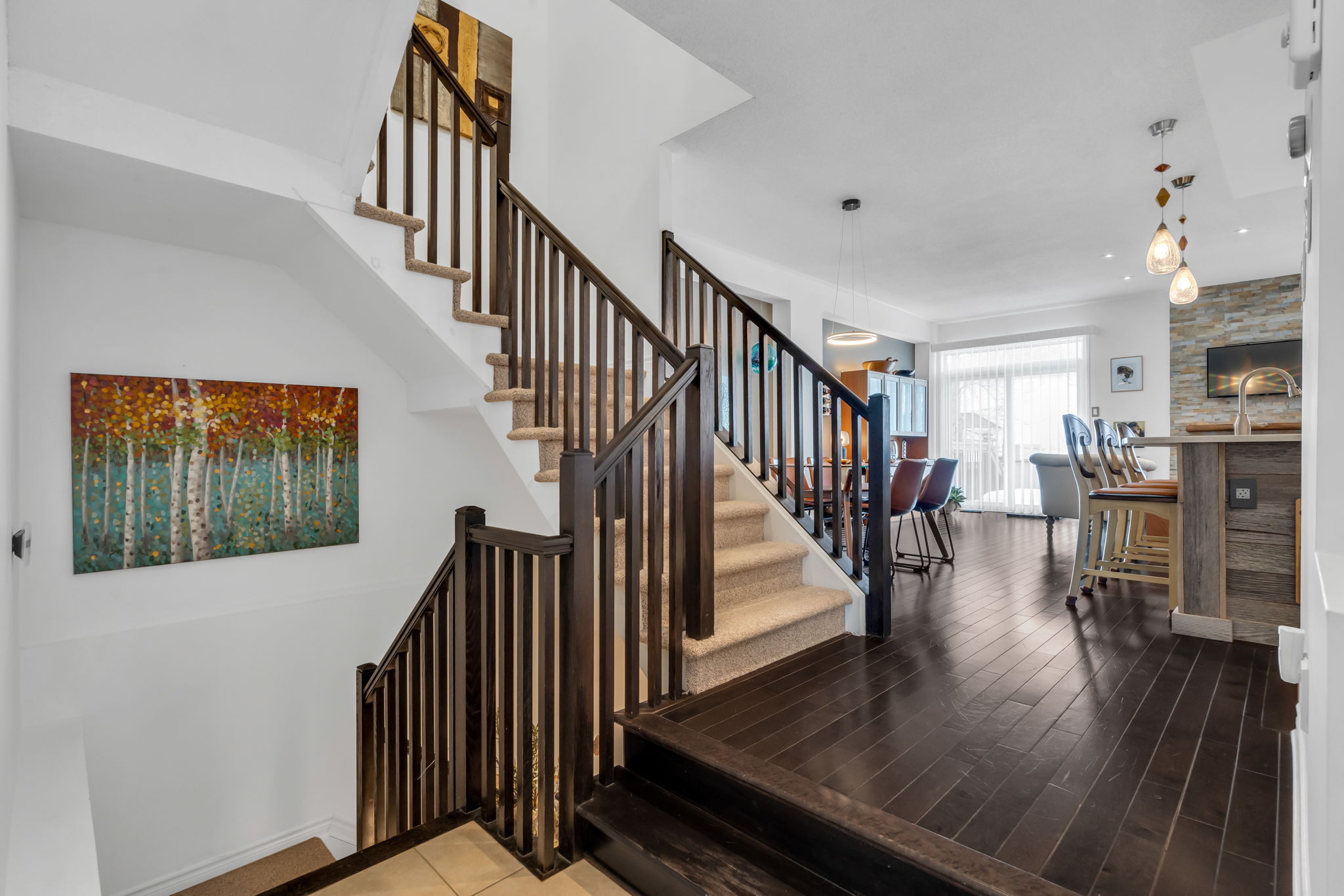 White Alder Ave Ottawa InsideOut Media