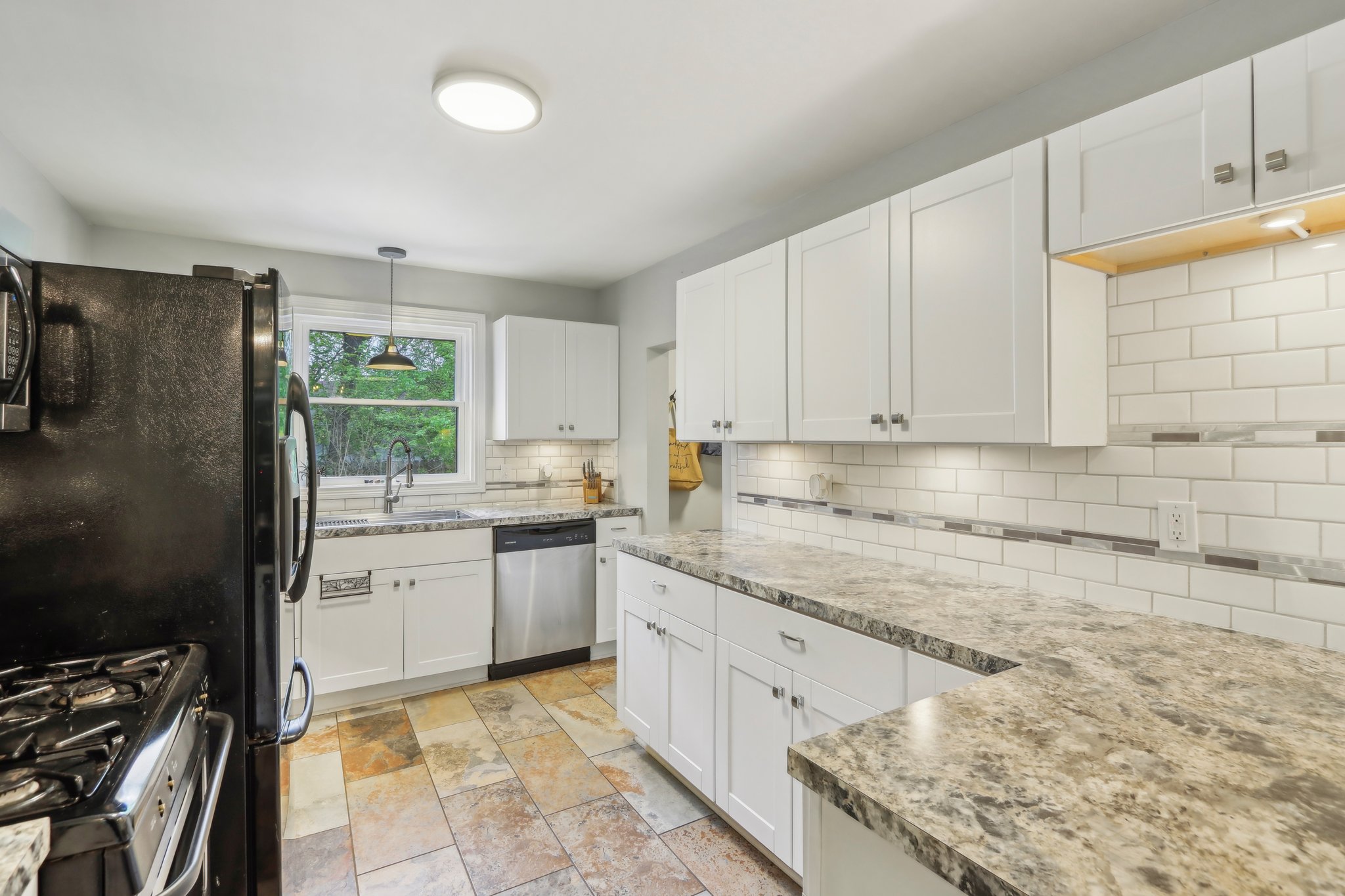 Michigan Rd-1504-013.jpg