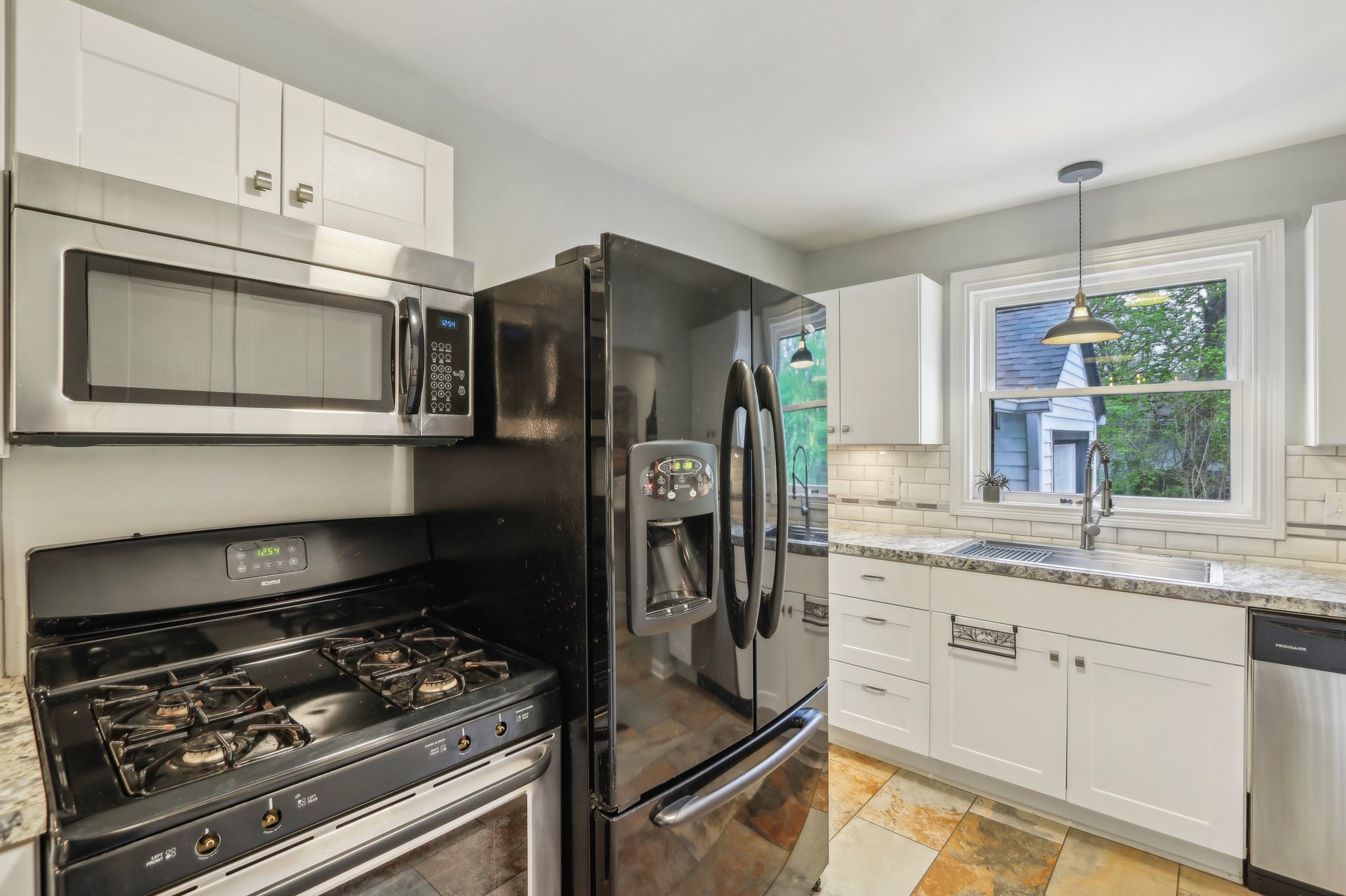 Michigan Rd-1504-014.jpg