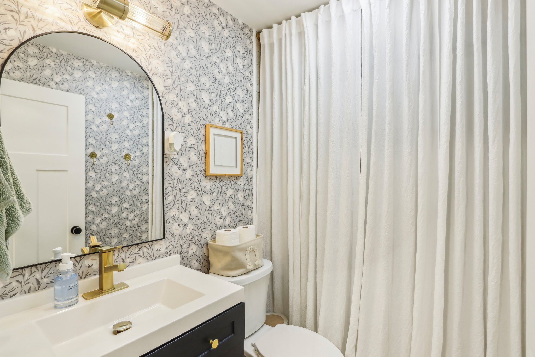 Michigan Rd-1504-021.jpg