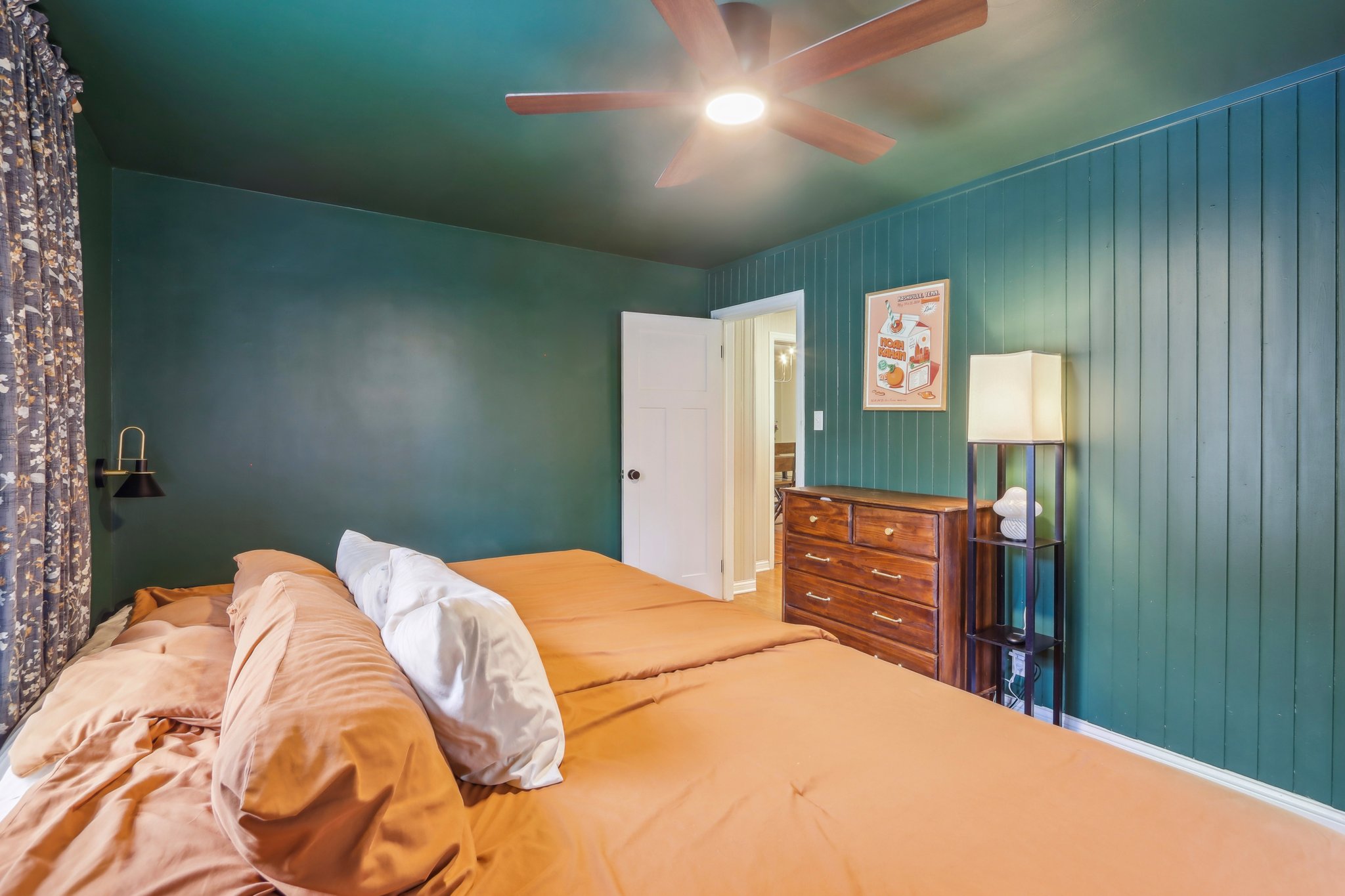 Michigan Rd-1504-025.jpg