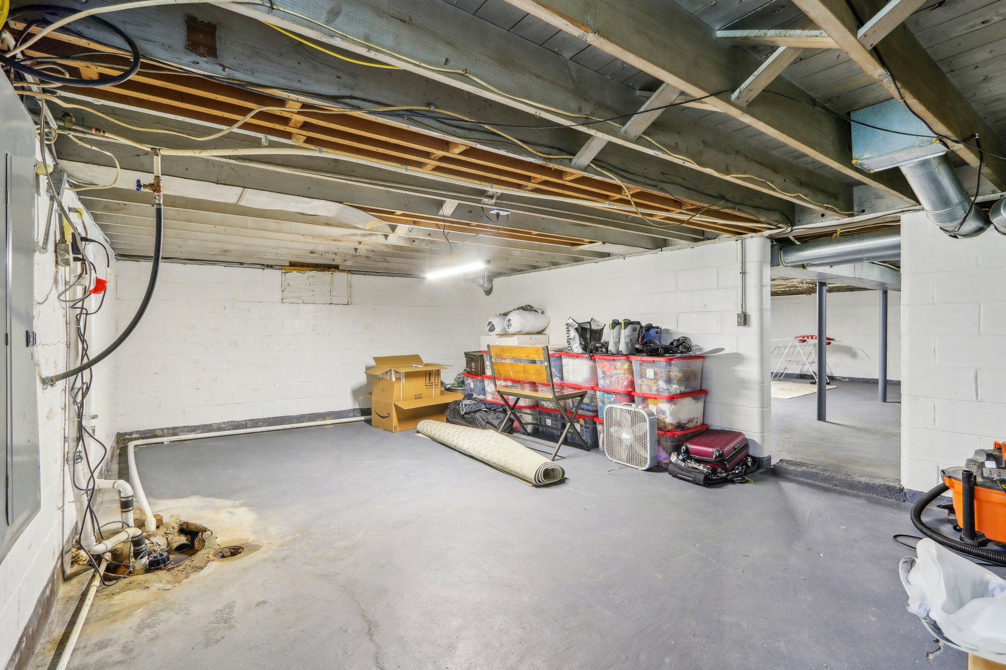 Michigan Rd-1504-027.jpg