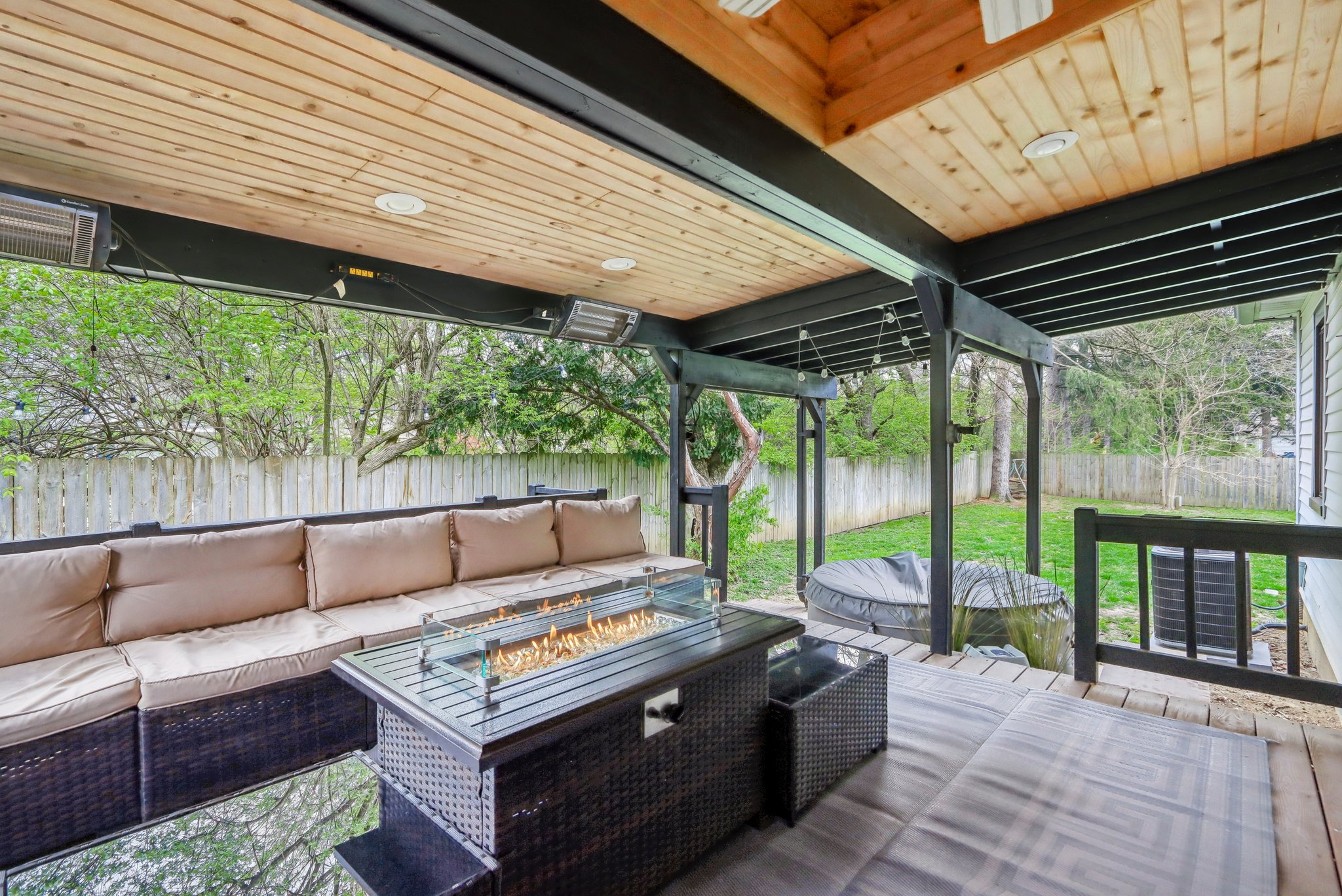 Michigan Rd-1504-029.jpg