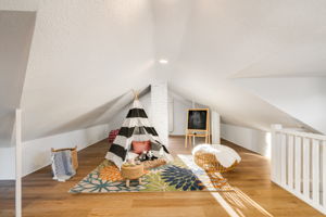  Photo 84