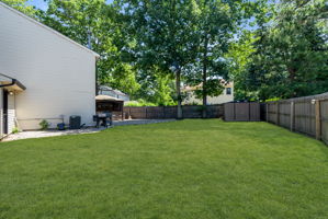  Photo 30