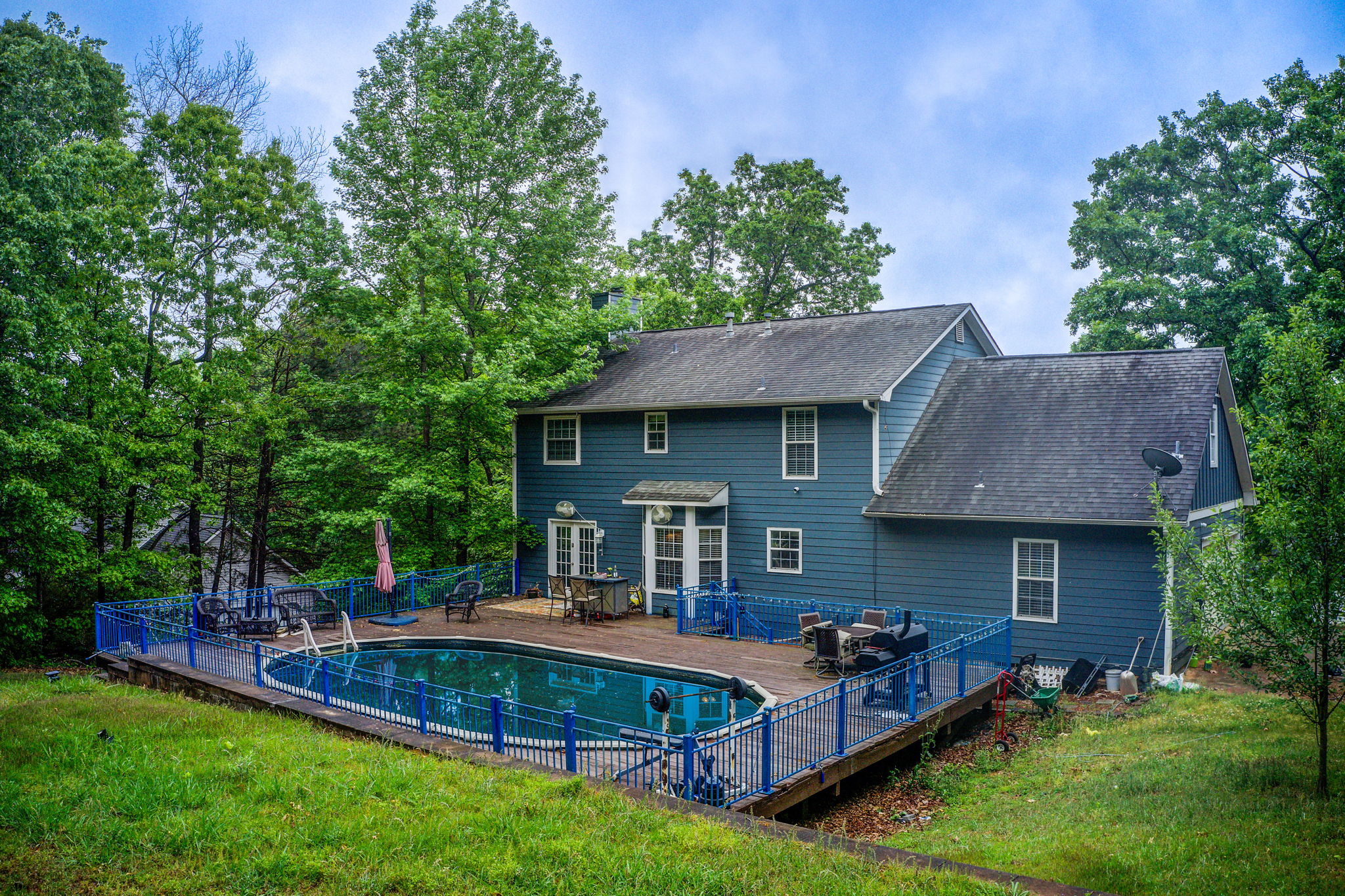 26 Aerial Ext Rear w Pool