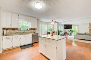 11 Kitchen B w LR