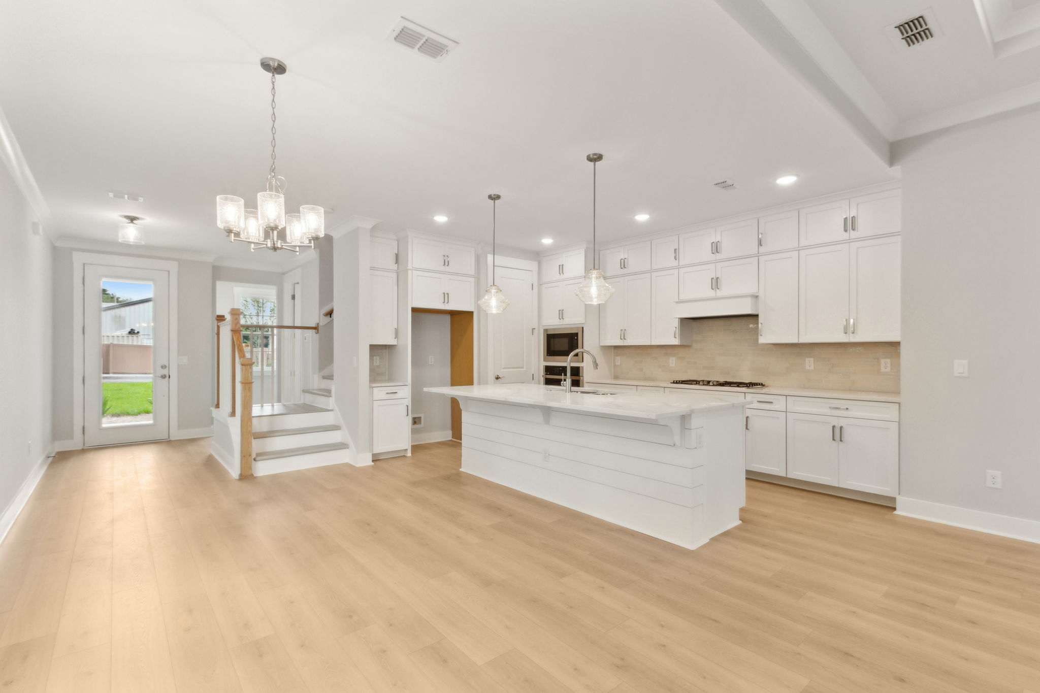 Dining Area/Kitchen