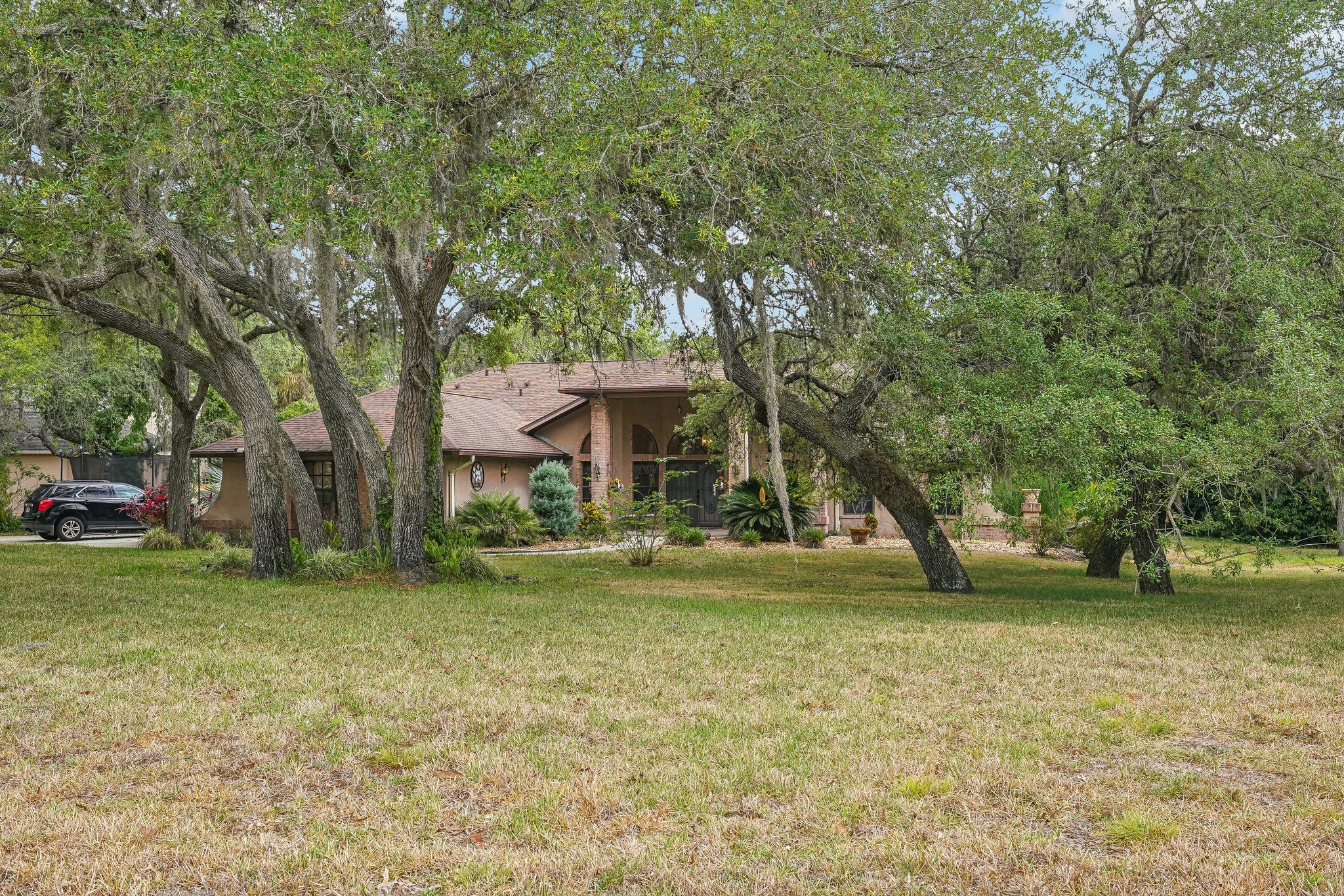 Laurel Oak Dr-004.jpg