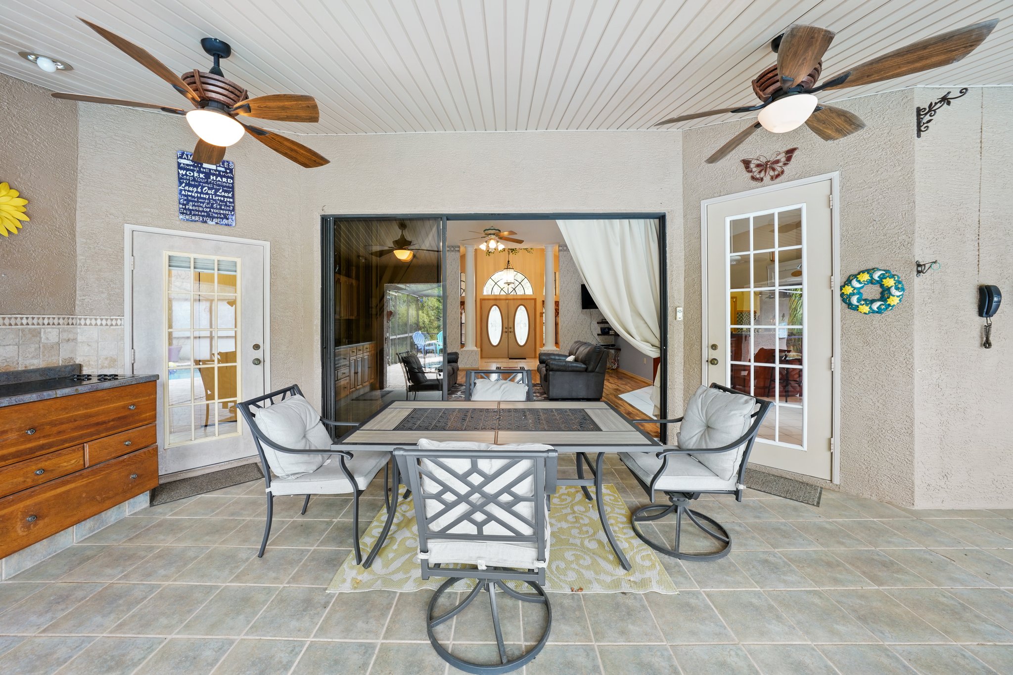 Laurel Oak Dr-062.jpg