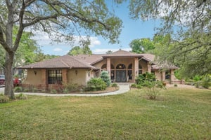 Laurel Oak Dr-003.jpg