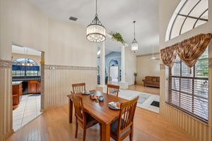 Laurel Oak Dr-020.jpg