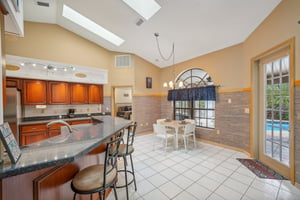 Laurel Oak Dr-021.jpg