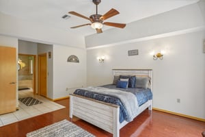 Laurel Oak Dr-047.jpg