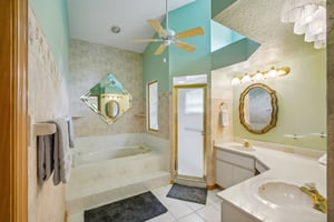 Laurel Oak Dr-049.jpg