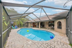 Laurel Oak Dr-057.jpg
