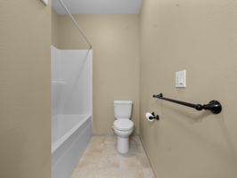  Photo 31