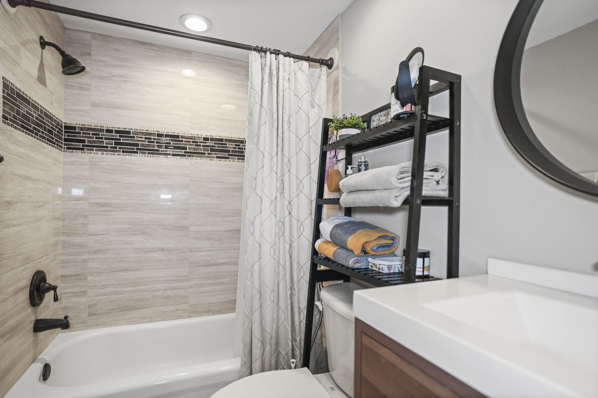 Bathroom 2 - 495A3849 copy